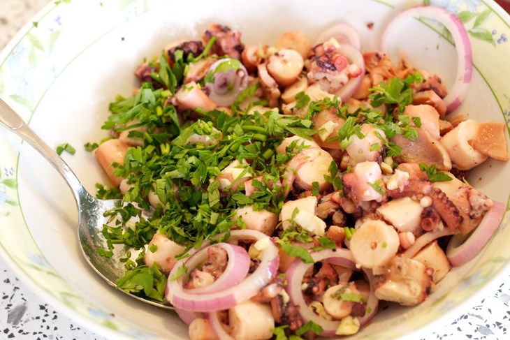 Recept dana: Salata od hobotnice - Glas Istre