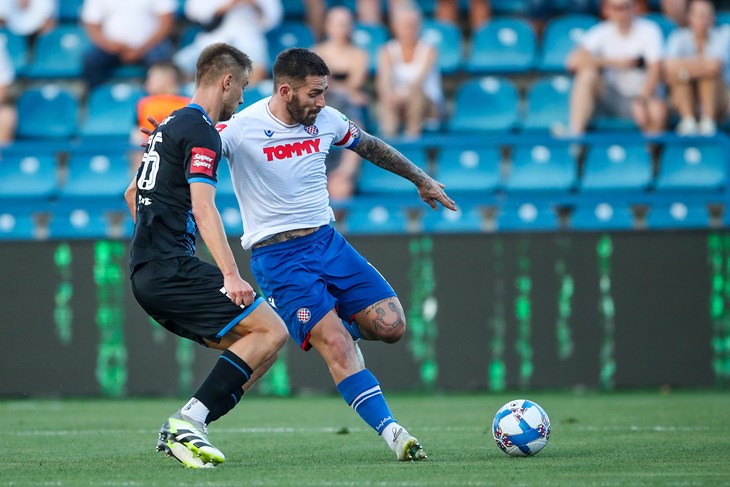 FOTO Hajduk s igračem više pobijedio nogometaše Varaždina pred