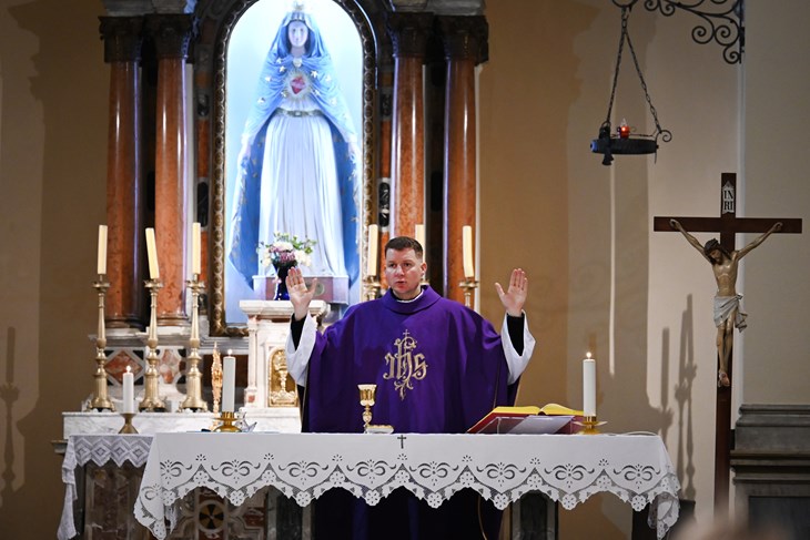 Misom zadušnicom počeli 13. Milottijevi dani - Glas Istre