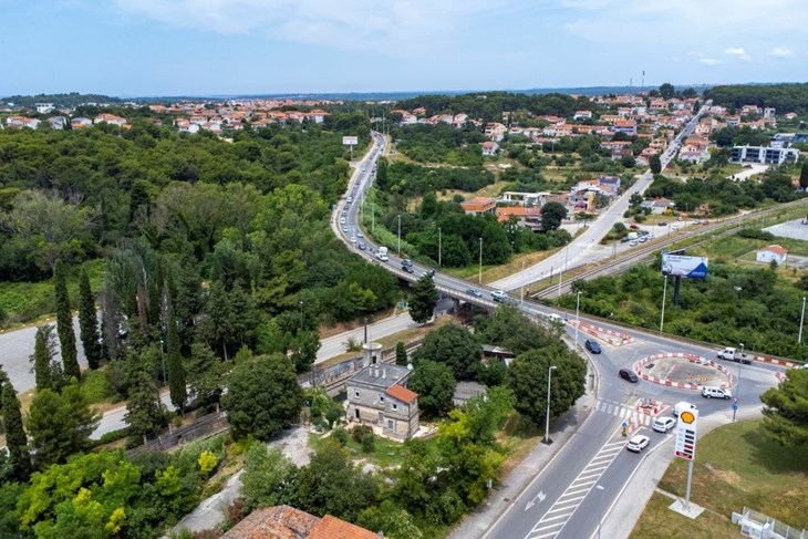 Iz HEP-a objasnili zašto je Veli Vrh dvije večeri ostao bez struje