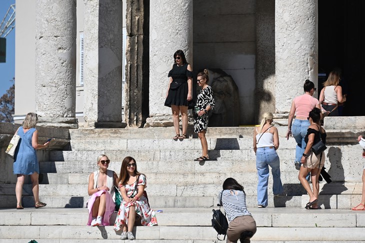 Više od 80 posto Europljana planira putovati. Među traženim destinacijama je i Hrvatska