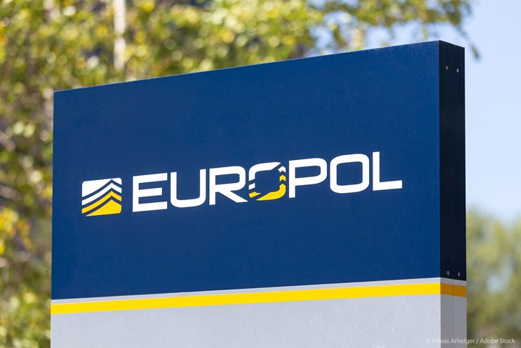 Europol otkrio zastrašujuće brojke. U 731 kriminalnoj mreži je više od 400.000 ljudi