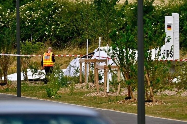 Srušio se mali avion u Francuskoj, poginulo najmanje 11 ljudi