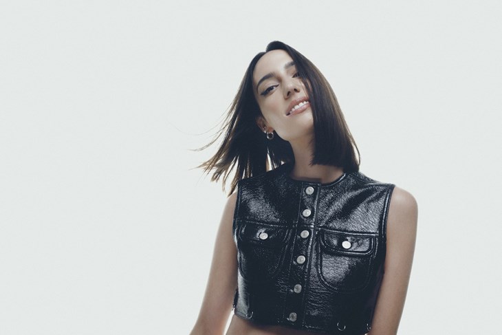 Nakon što je objavila da je trudna, Amelie Lens stiže u Cave Romane