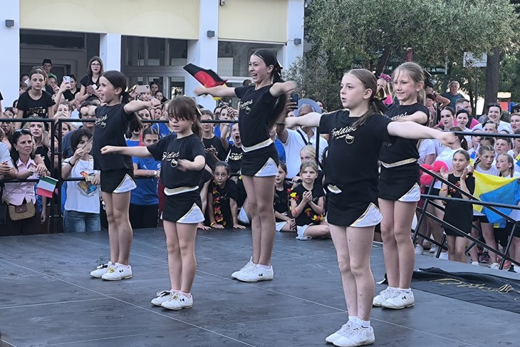 Najbolji europski cheerleading klubovi pokazali zašto ovaj sport traži snagu, ritam i hrabrost