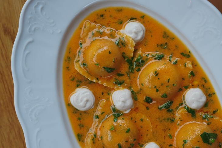 Recept dana: Svježi ravioli punjeni bijelom ribom i kozicama