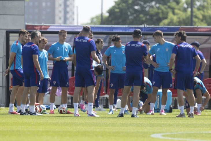 HRVATSKA - PORTUGAL / Čekamo službene sastave sudara u Torontu