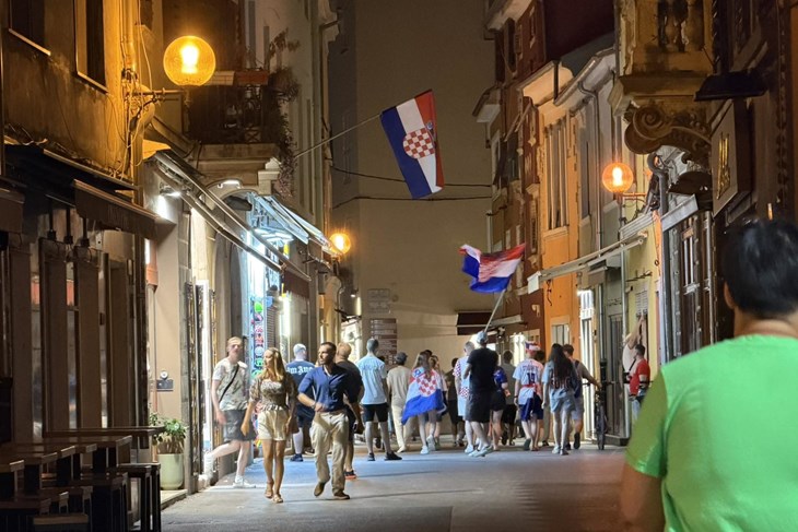 FOTO / Hrvatska protiv Portugala igra za četvrtfinale, u Puli se sprema još jedna velika navijačka noć