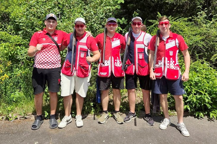 Hrvatski juniori u trapu ostali bez medalje za nijansu, Cernogoraz poručuje da je ovo uspjeh vrijedan odličja