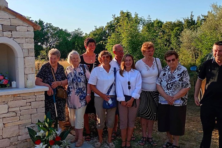 Kapelica Svete Lucije u Montrinu obnovljena, Grad najavio i rješavanje prometnice