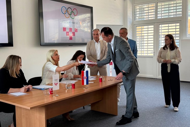 Primorac predao 59 potpisa i poručio da ima većinu za čelno mjesto hrvatskog sporta
