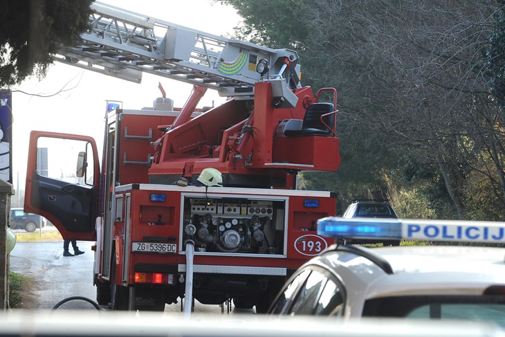Novi detalji tragedije u Koparskoj: Požar u kojem je poginuo 60-godišnjak započeo od trosjeda u dnevnom boravku