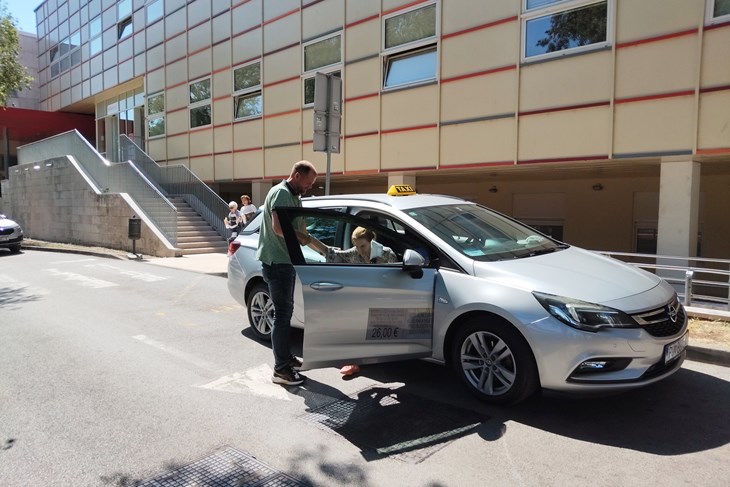 Onkološkim bolesnicima s Puljštine i dalje osiguran besplatan prijevoz do terapije