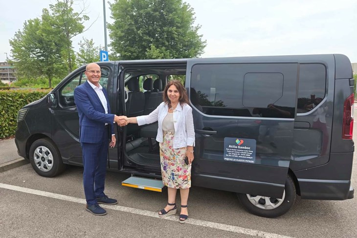 Umag osigurao specijalizirani kombi za potrebe korisnika Doma "Atilio Gamboc"
