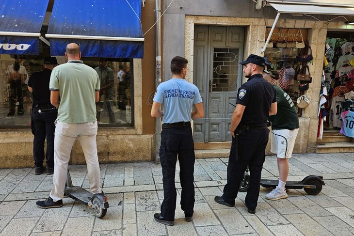 Koliko prijava, nadzora i kazni: Bilanca rada rovinjskog komunalnog i prometnog redarstva