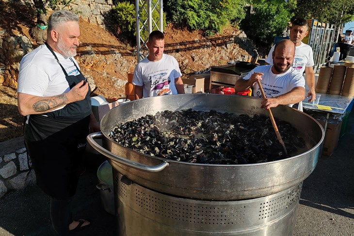 Fešta od pidoći i 57. Labinske konti: Trget sprema večer okusa, glazbe i tradicije