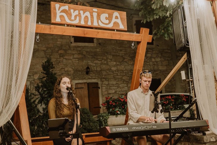 Svakog utorka održava se Krnica Summer Music Nights & Samanj istarskih proizvoda