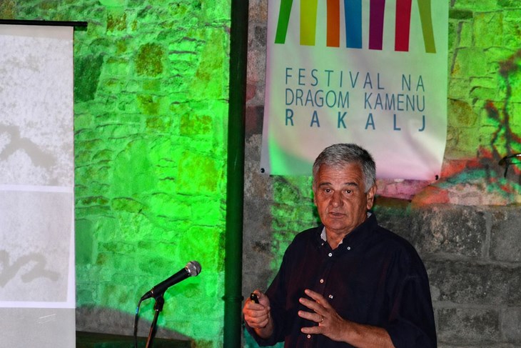 U Raklju se predstavlja knjiga koja čuva sjećanje na ljude, more i nestajući svijet sela