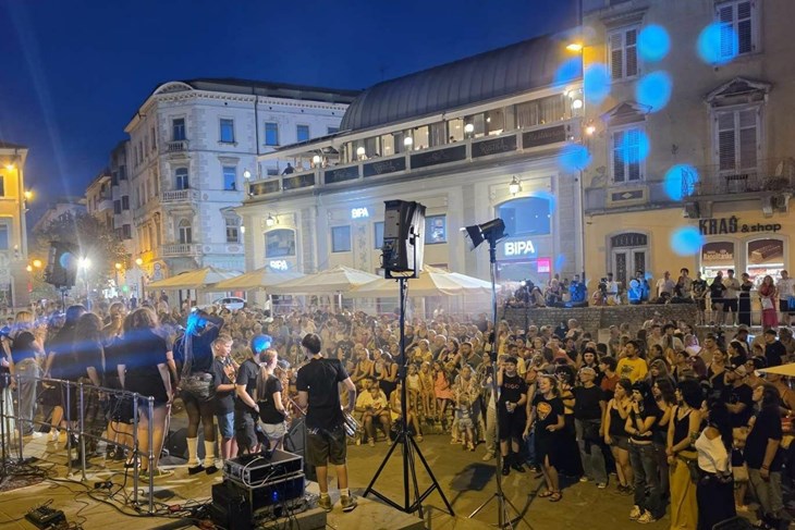 FOTO / Završnim koncertom na Portarati zaključen jubilarni 10. Rock Camp