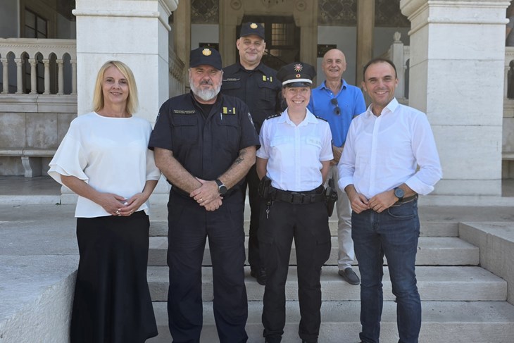 U Poreču i ove godine strani policijski službenici pomažu sigurnosti gostiju i građana