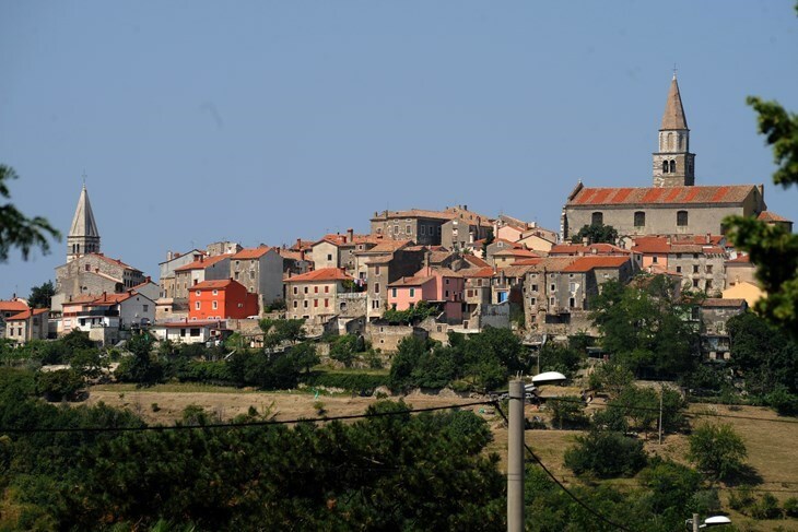 Tri dana ljubavi, umjetnosti i vina u povijesnoj jezgri Buja, evo što vas očekuje